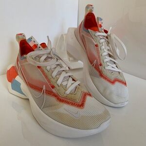 Nike Vista Lite SE Summit Shoes Womens US 8 Orange White Sneaker CJ1649-100 Lace